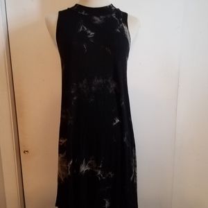 Black/White tie dye dress